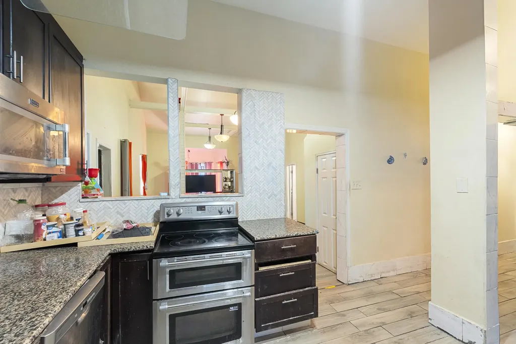 618 W Washington Street Quincy FL 32351