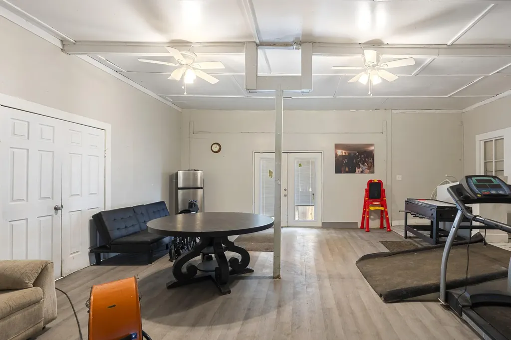 618 W Washington Street Quincy FL 32351