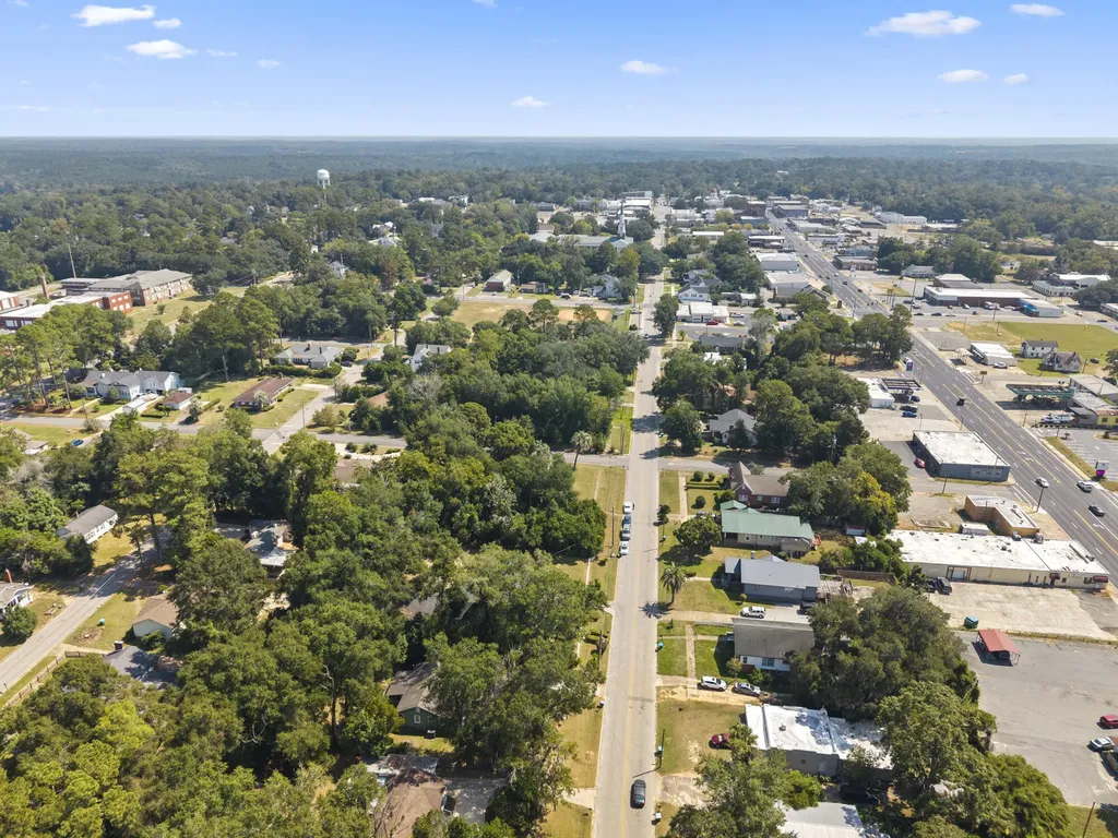 618 W Washington Street Quincy FL 32351