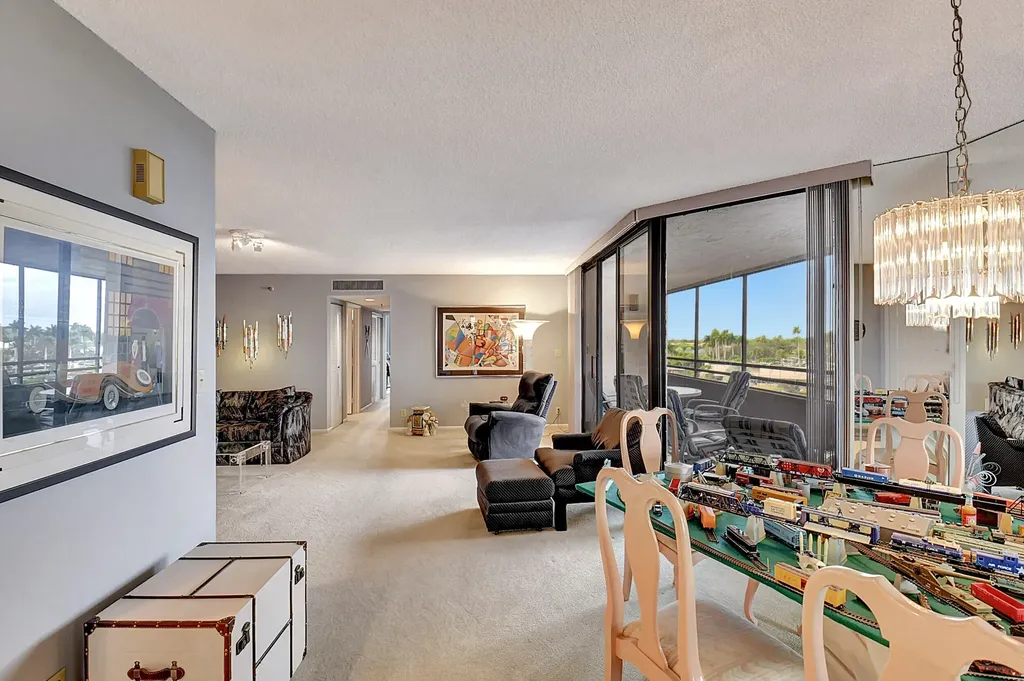 16032 Lomond Hills Trail Delray Beach FL 33446