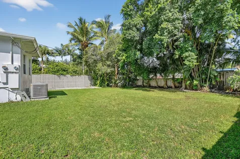 711 NE 8th Avenue Boynton Beach FL 33435
