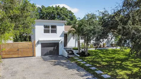 711 NE 8th Avenue Boynton Beach FL 33435