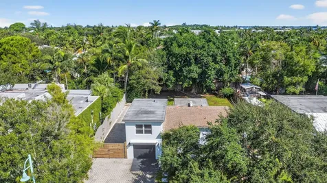711 NE 8th Avenue Boynton Beach FL 33435