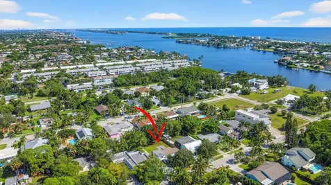 711 NE 8th Avenue Boynton Beach FL 33435