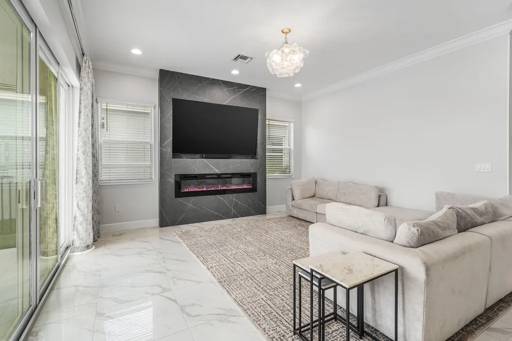 5413 Empire Drive Westlake FL 33470