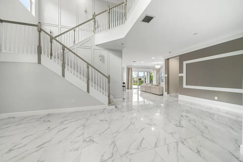 5413 Empire Drive Westlake FL 33470