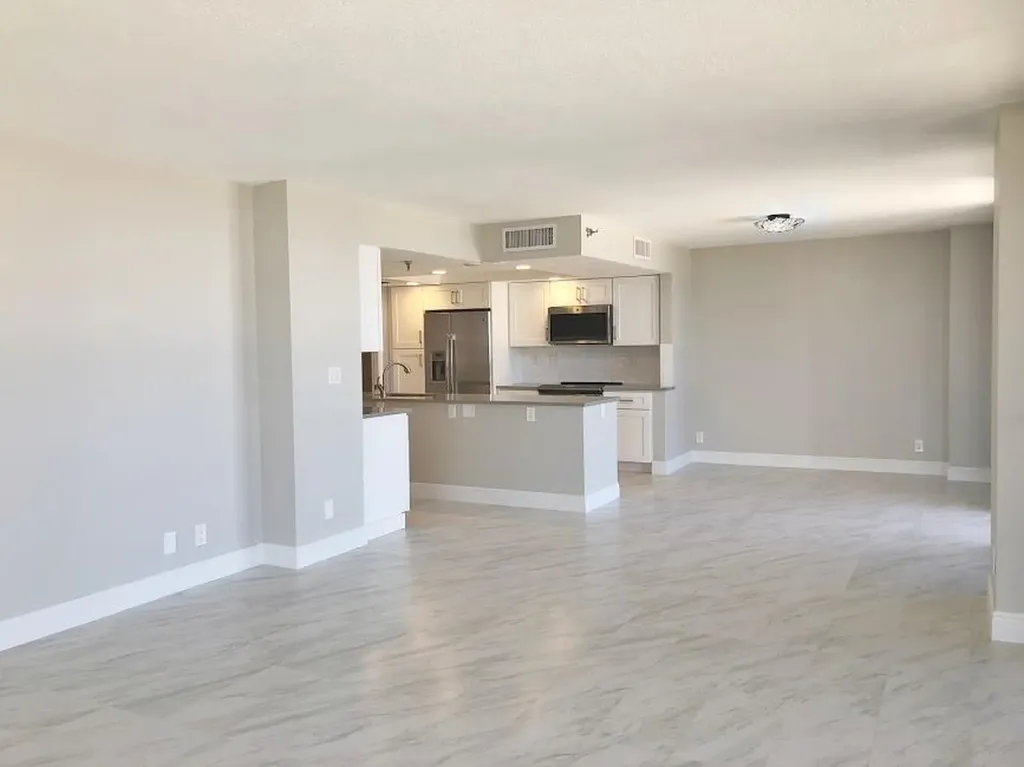 115 Lakeshore Drive North Palm Beach FL 33408