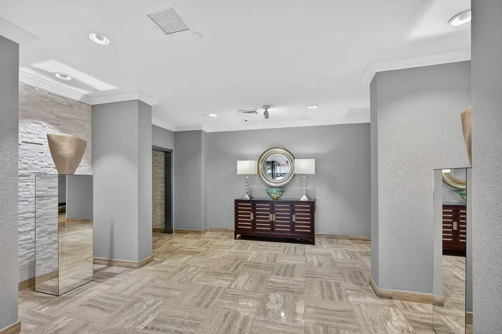 115 Lakeshore Drive North Palm Beach FL 33408