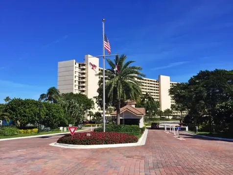115 Lakeshore Drive North Palm Beach FL 33408
