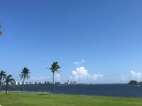 115 Lakeshore Drive North Palm Beach FL 33408