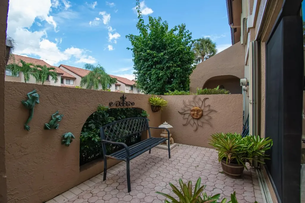 22066 Las Brisas Circle Boca Raton FL 33433