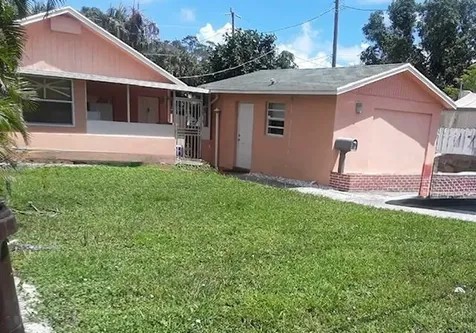 1017 W Lakewood Road West Palm Beach FL 33405