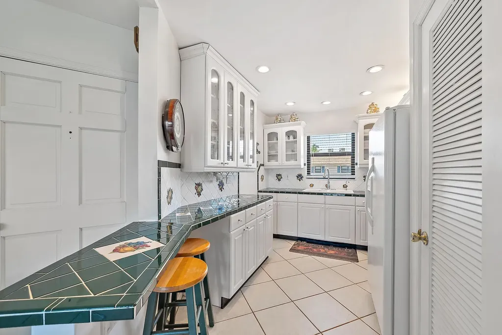 755 Saturn D205 Street Jupiter FL 33477