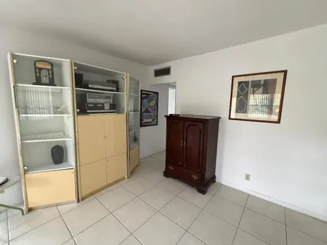 144 Norwich F West Palm Beach FL 33417