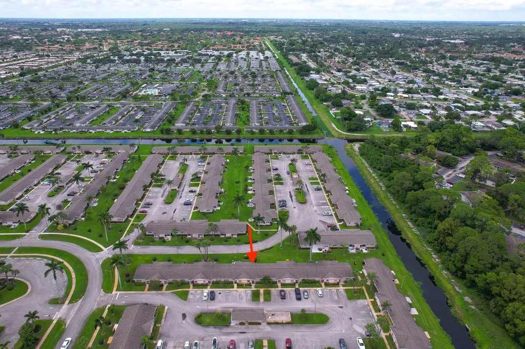 2567 Dudley Drive W West Palm Beach FL 33415