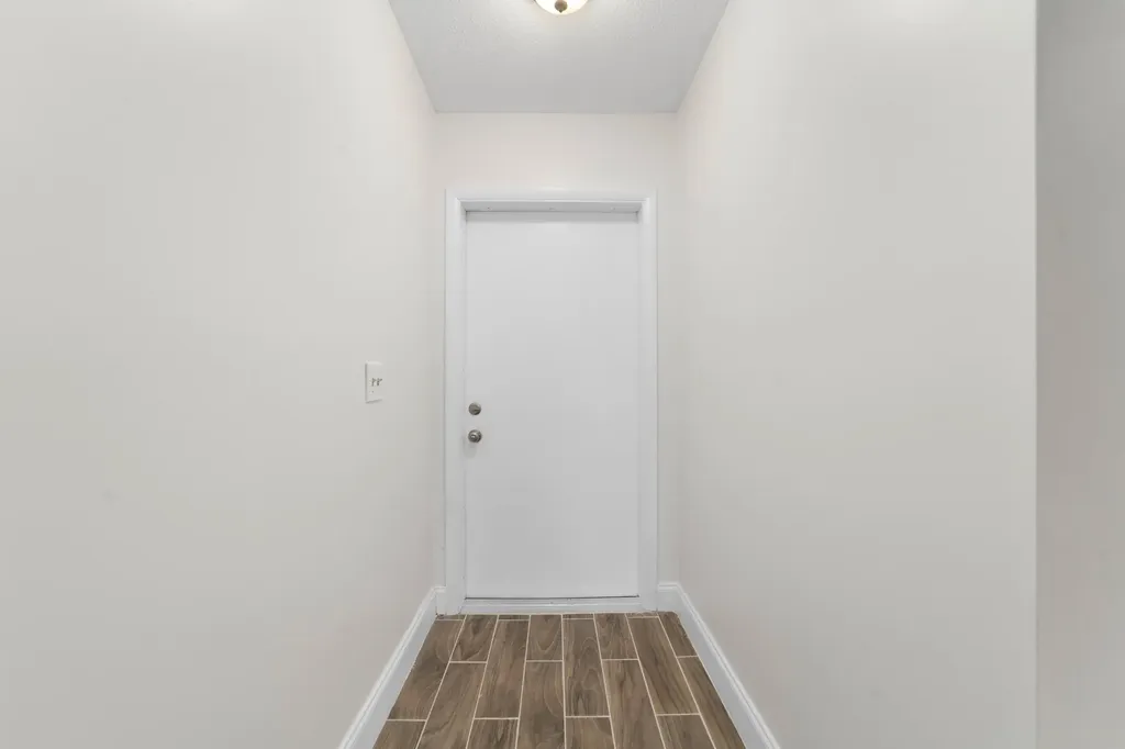 2567 Dudley Drive W West Palm Beach FL 33415