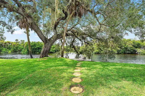 7100 Lorraine Court Port St Lucie FL 34952