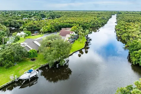 7100 Lorraine Court Port St Lucie FL 34952