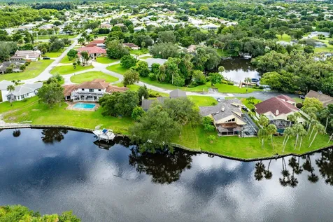 7100 Lorraine Court Port St Lucie FL 34952