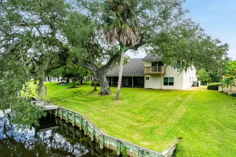 7100 Lorraine Court Port St Lucie FL 34952