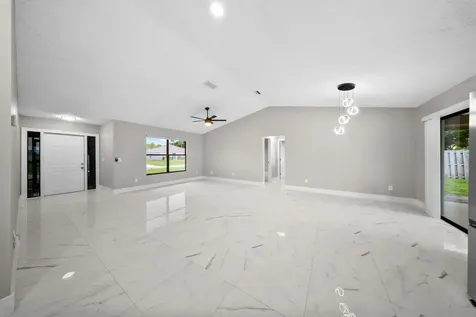 431 SE Volkerts Terrace Port St Lucie FL 34983