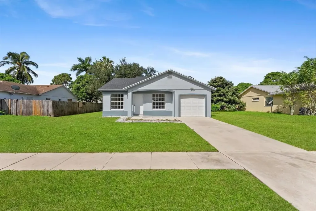 1355 Denlow Lane Royal Palm Beach FL 33411