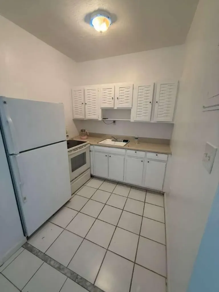 105 NE 16th Terrace Fort Lauderdale FL 33301