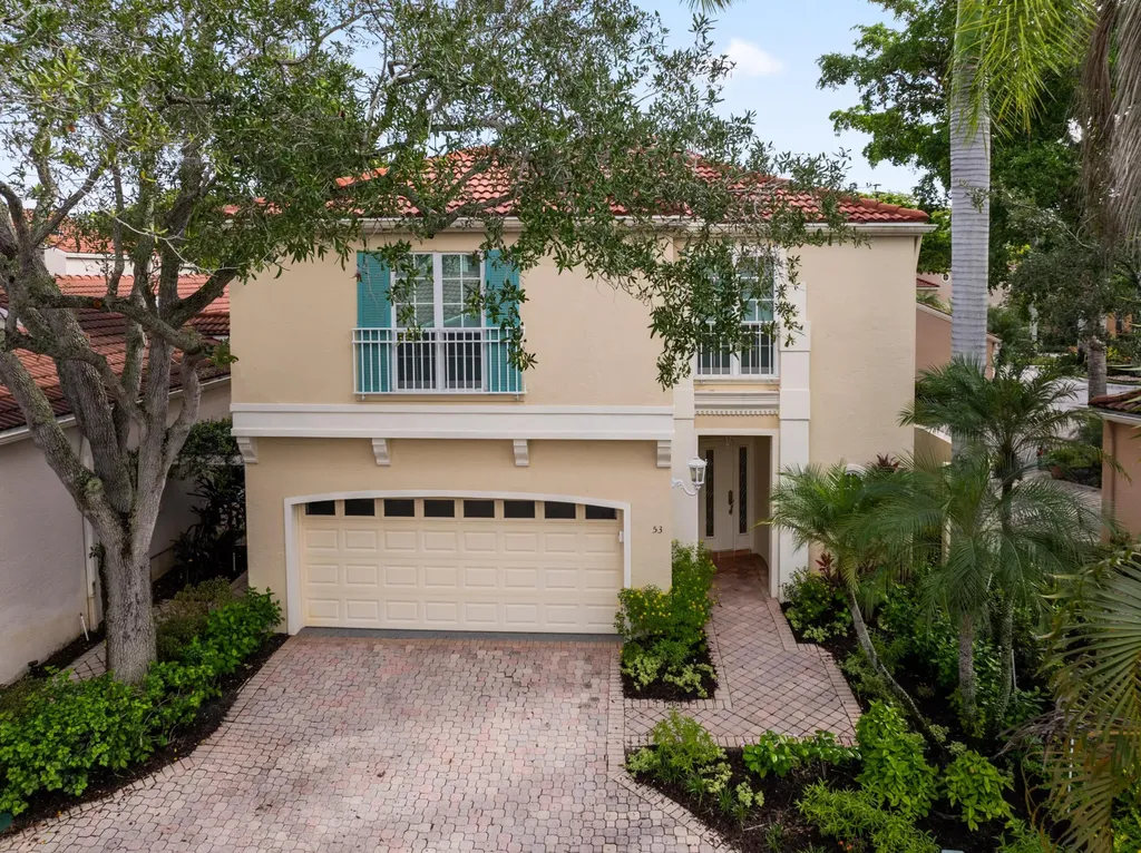 53 Via Del Corso Palm Beach Gardens FL 33418