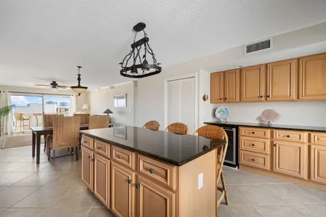 4049 Ocean Drive Vero Beach FL 32963