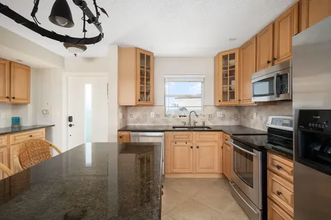 4049 Ocean Drive Vero Beach FL 32963