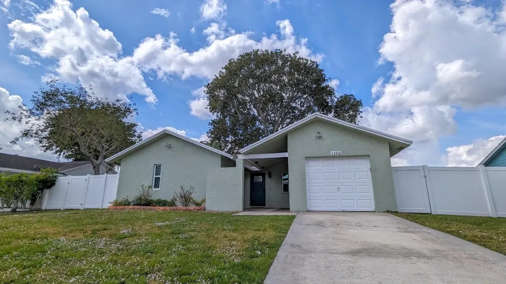 1103 Harmony Way Royal Palm Beach FL 33411