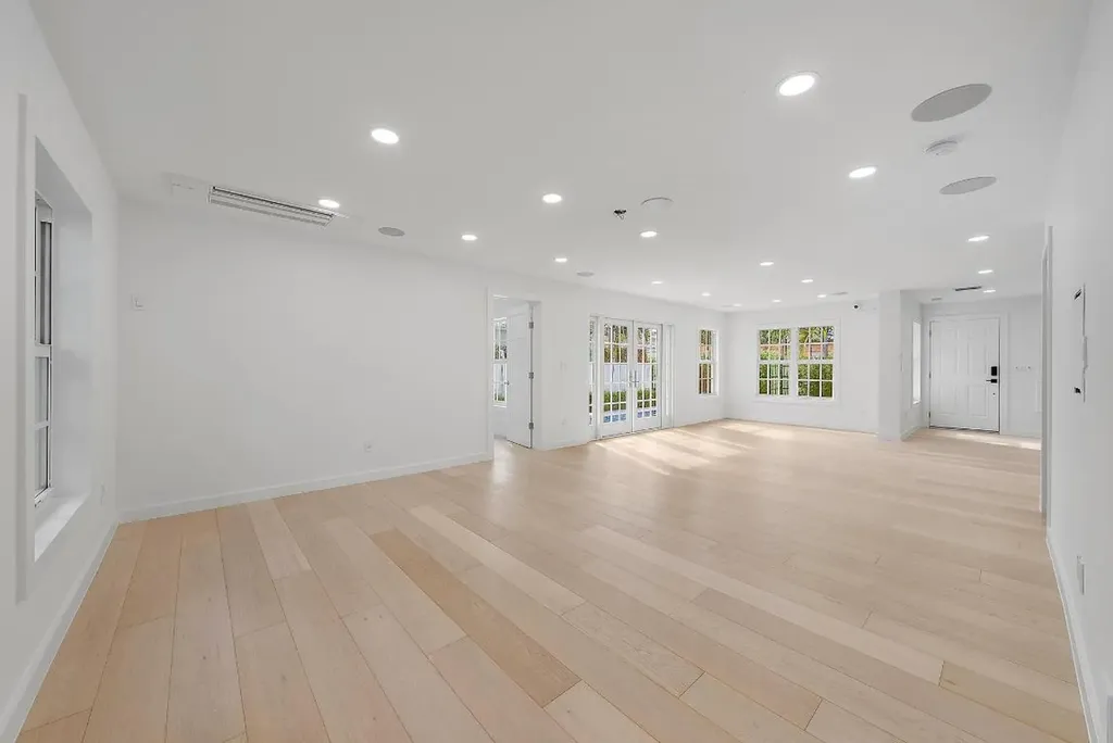 291 Austin Lane West Palm Beach FL 33401