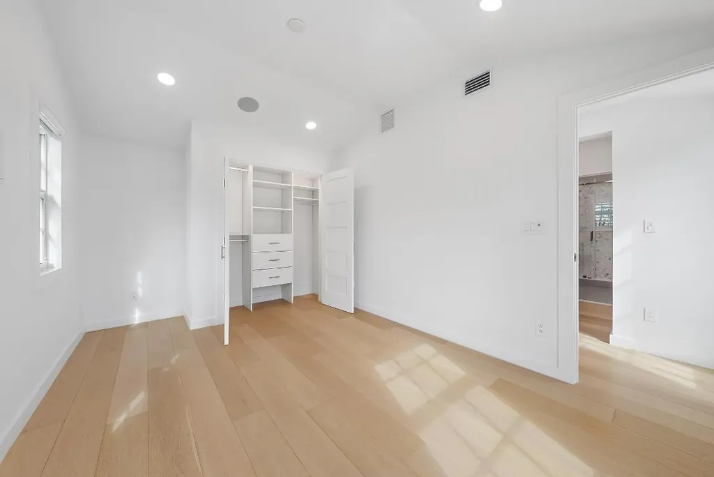 291 Austin Lane West Palm Beach FL 33401