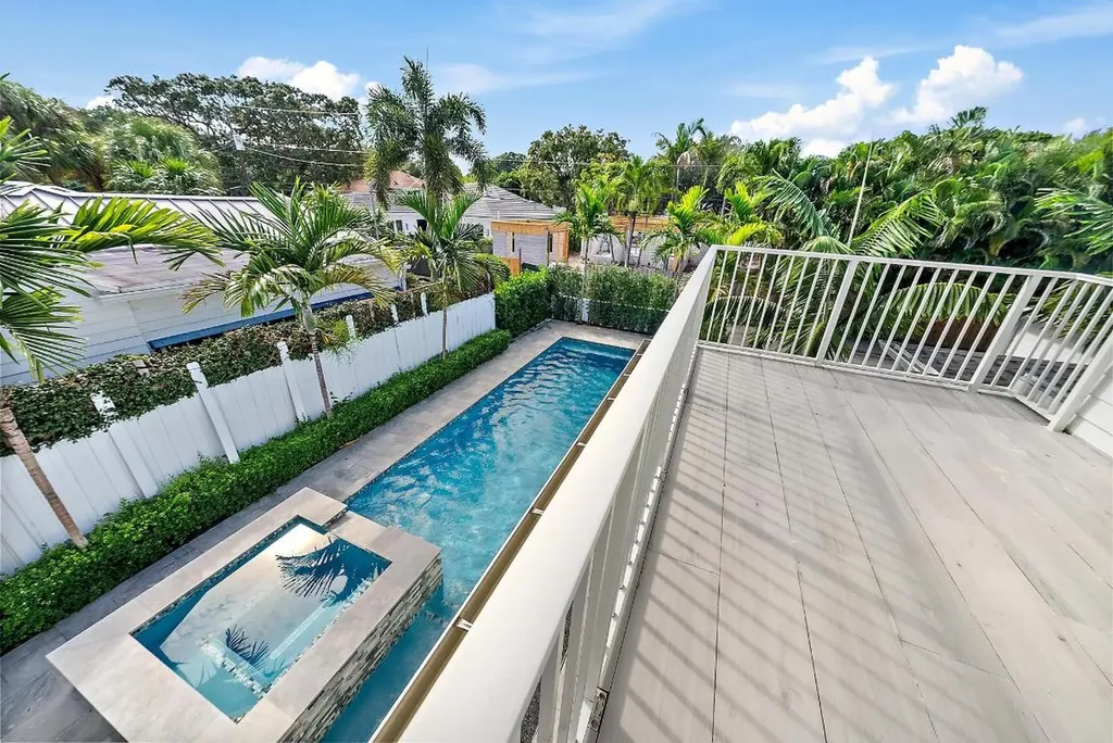 291 Austin Lane West Palm Beach FL 33401