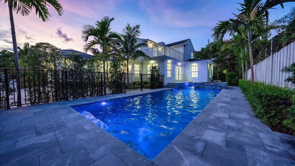 291 Austin Lane West Palm Beach FL 33401