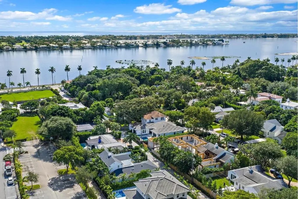 291 Austin Lane West Palm Beach FL 33401