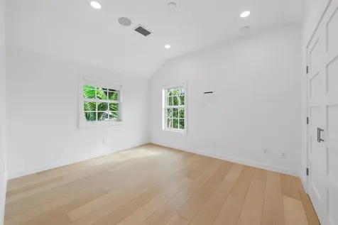 291 Austin Lane West Palm Beach FL 33401