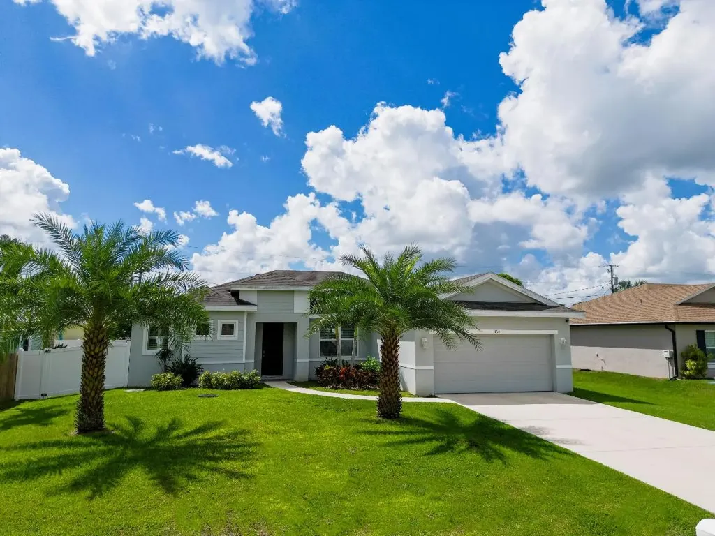 1130 SW Arc Court Port St Lucie FL 34953