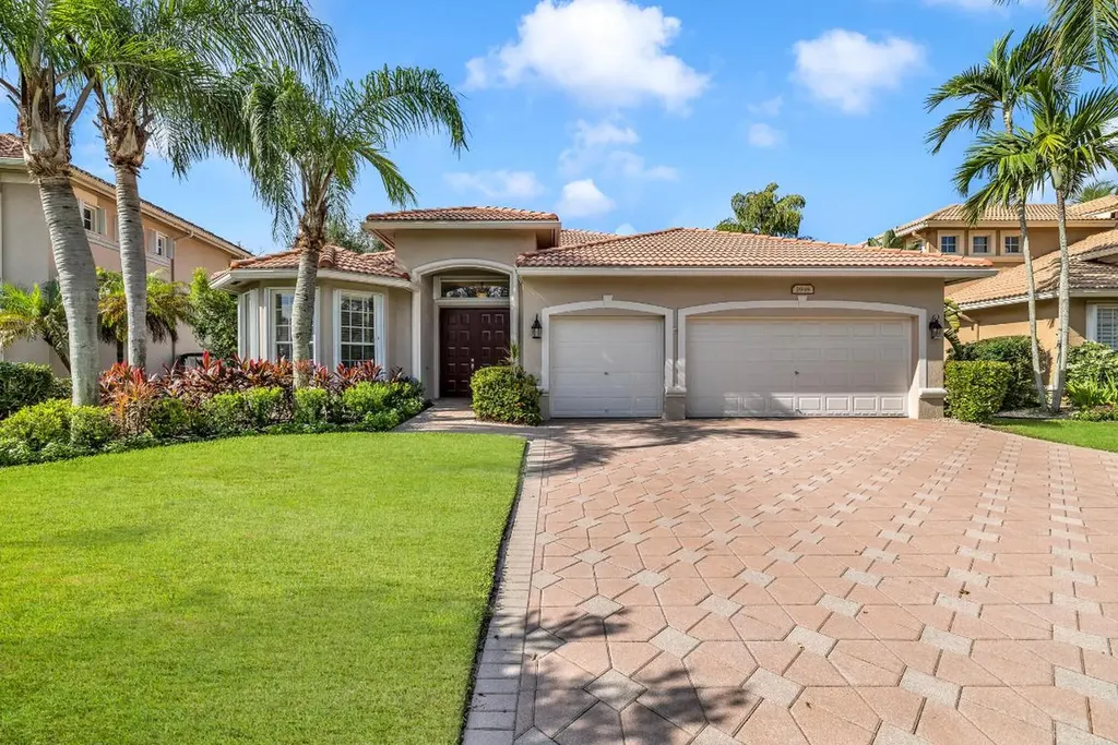 5948 NW 54th Circle Coral Springs FL 33067