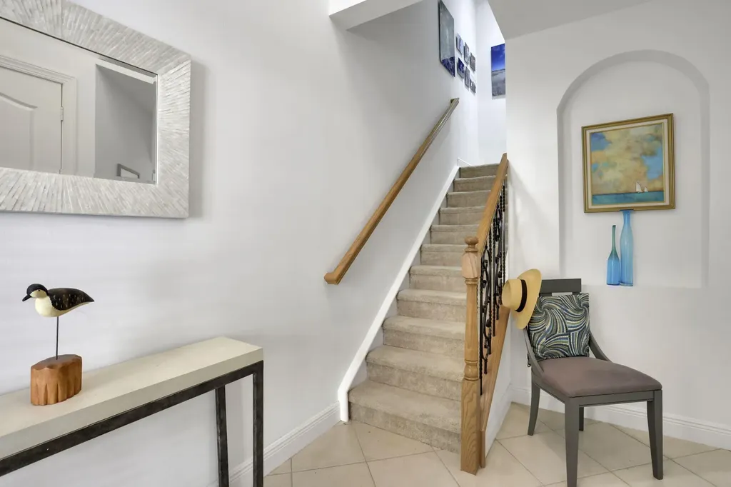 5660 NE Trieste Way Boca Raton FL 33487