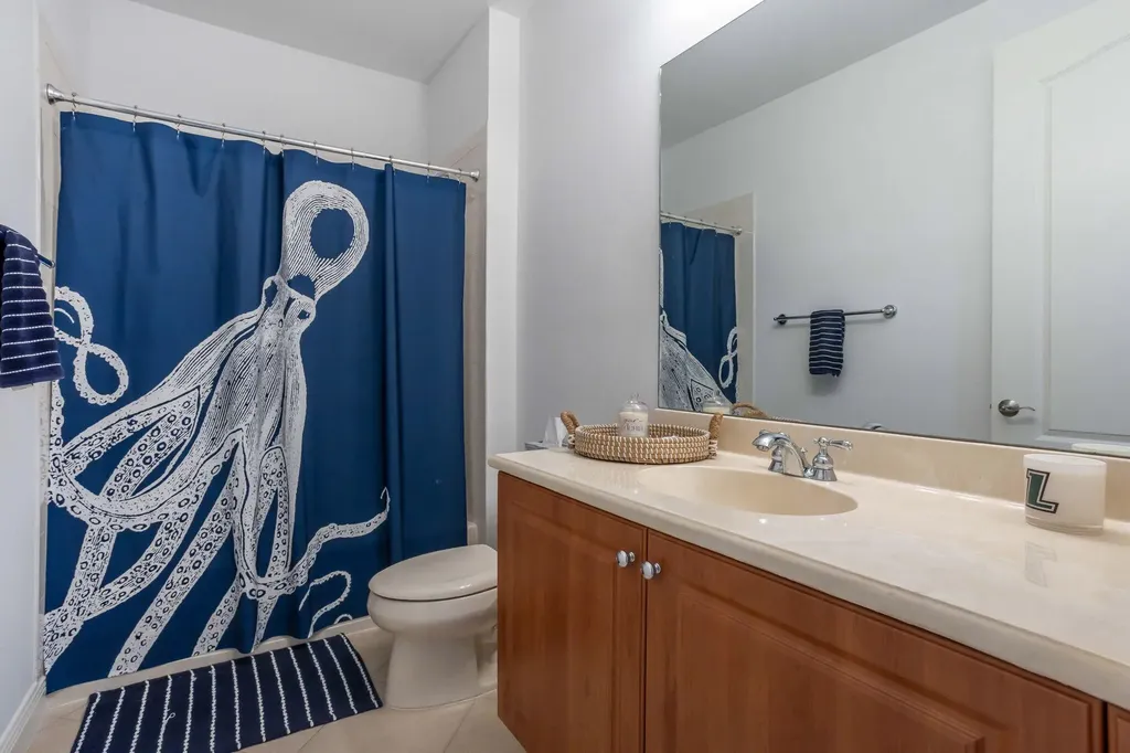 5660 NE Trieste Way Boca Raton FL 33487