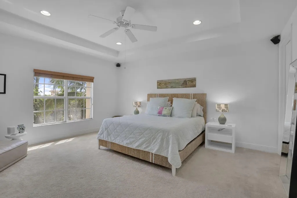 5660 NE Trieste Way Boca Raton FL 33487