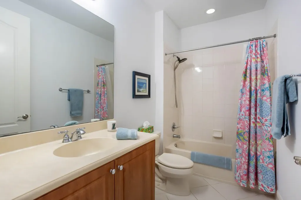 5660 NE Trieste Way Boca Raton FL 33487