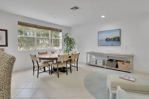 5660 NE Trieste Way Boca Raton FL 33487