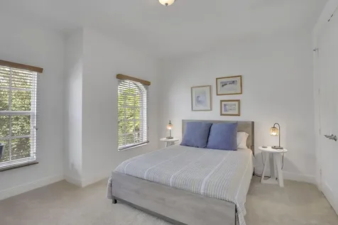 5660 NE Trieste Way Boca Raton FL 33487