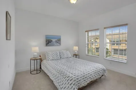 5660 NE Trieste Way Boca Raton FL 33487