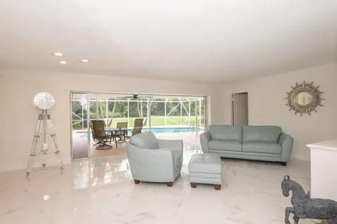 2811 SE Fairway W Stuart FL 34997