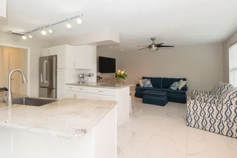 2811 SE Fairway W Stuart FL 34997