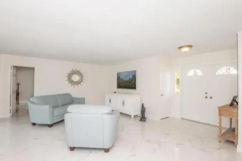 2811 SE Fairway W Stuart FL 34997