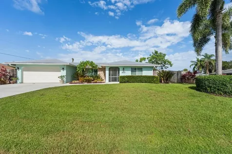 2373 SE Bordeaux Court Port St Lucie FL 34952